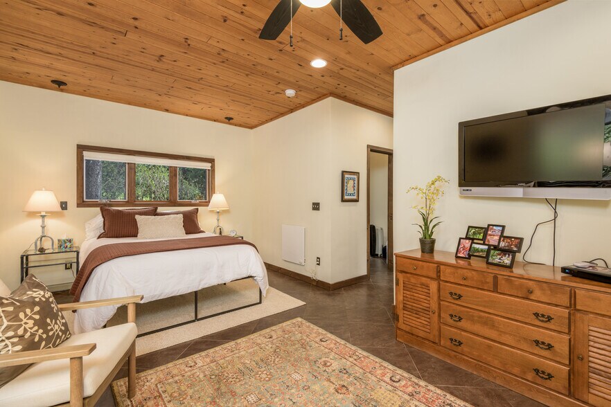 More Photos Of 818 Slagle Creek Rd, Grants Pass Winery Vineyard For Sale