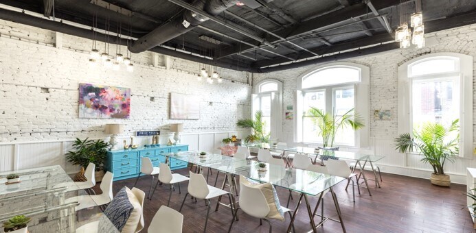 More Photos Of 345 King St, Charleston Storefront Retail Office For Lease