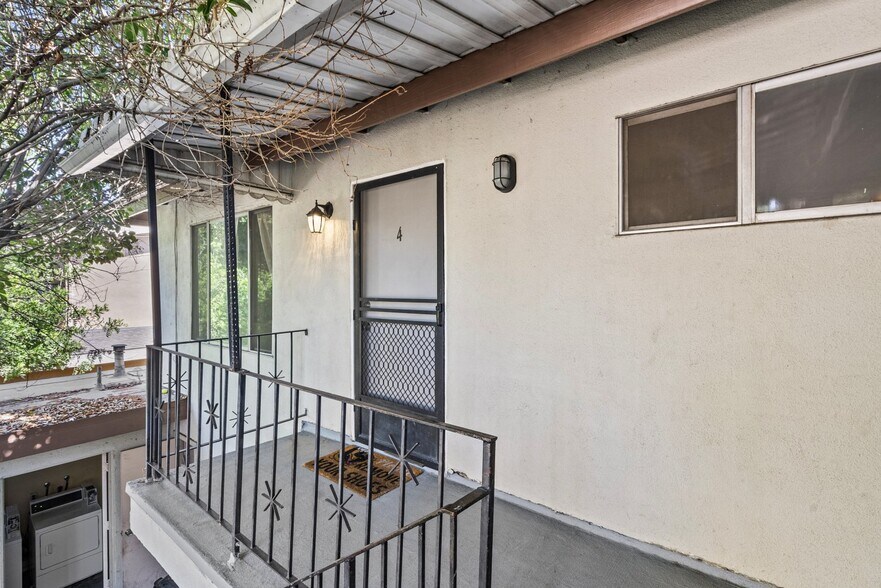 More Photos Of 7614 Mason Ave, Winnetka Multifamily For Sale