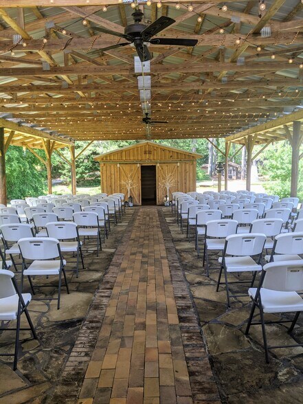 More Photos Of 46 Grove Chapel Church Rd, Winterville Specialty For Lease