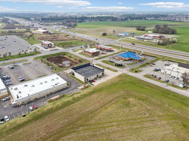 More Photos Of 206 Claire Ave, Oak Grove General Retail For Lease