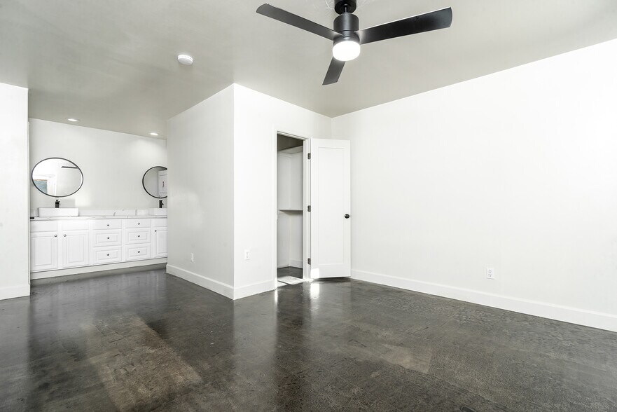 More Photos Of 3219-3225 N 66th St, Scottsdale Apartments For Sale