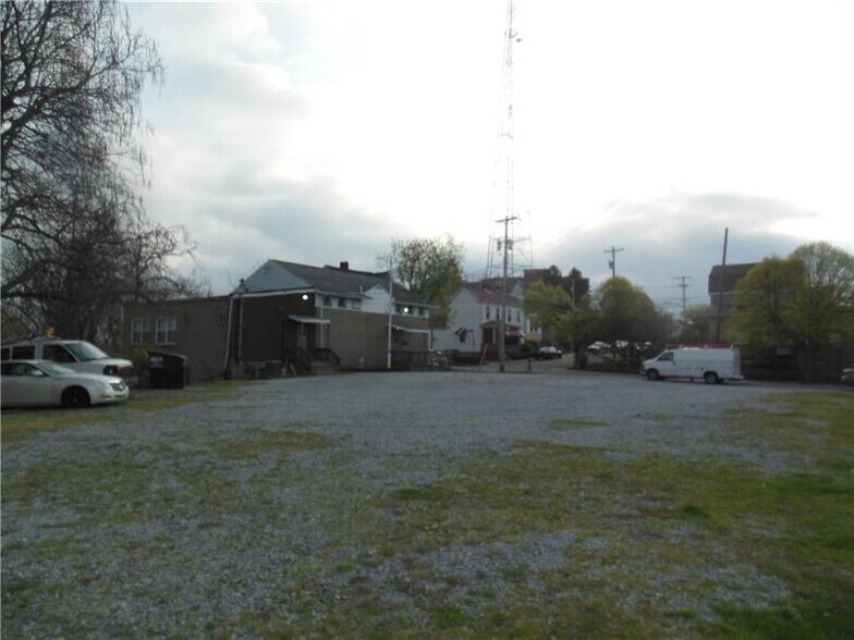 More Photos Of 200 Fingal St, Pittsburgh Sports And Entertainment For Sale