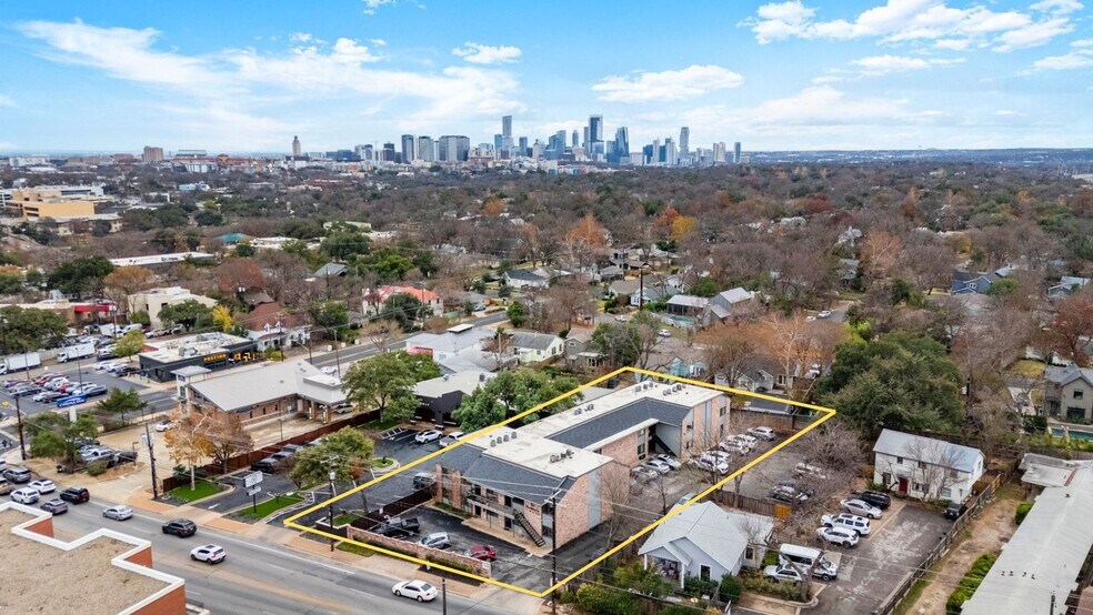 More Photos Of 1717 W 35th St, Austin Apartments For Sale