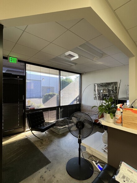More Photos Of 4210-4212 E La Palma Ave, Anaheim Warehouse For Sale