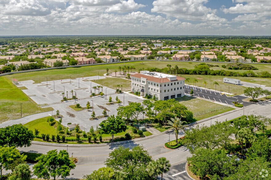 More Photos Of 1961 SW Park Pl, Port Saint Lucie Unknown For Lease