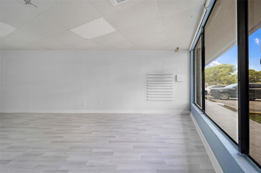 More Photos Of 12241-12275 S Dixie Hwy, Miami Freestanding For Lease