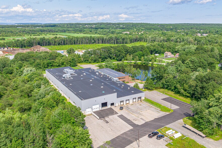More Photos Of 28 Pond View Dr, Scarborough Manufacturing For Lease