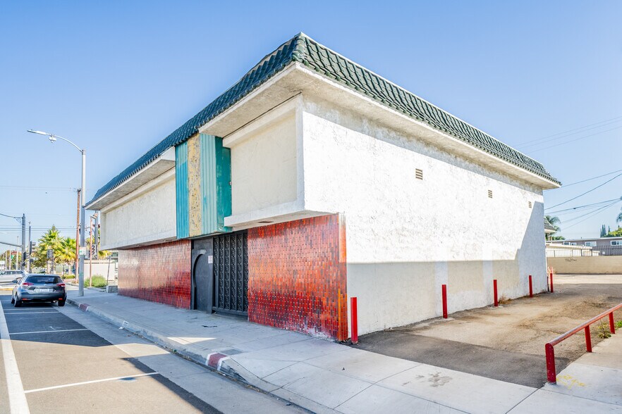 More Photos Of 17800-17812 Bellflower Blvd, Bellflower General Retail For Sale