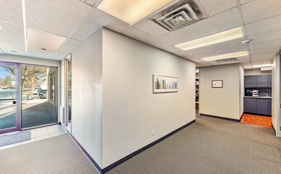 More Photos Of 155 Terence Matthews Cres, Ottawa Office For Sale
