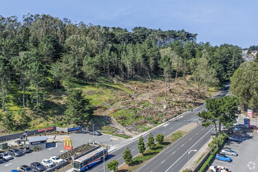 More Photos Of 239 Serramonte Blvd, Daly City Land For Sale