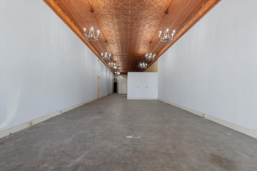 More Photos Of 127-131 W Market St, Cadiz Storefront Retail Residential For Sale