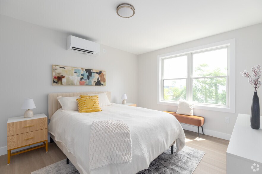 More Photos Of 27 3rd Ave, Long Branch Apartments For Lease