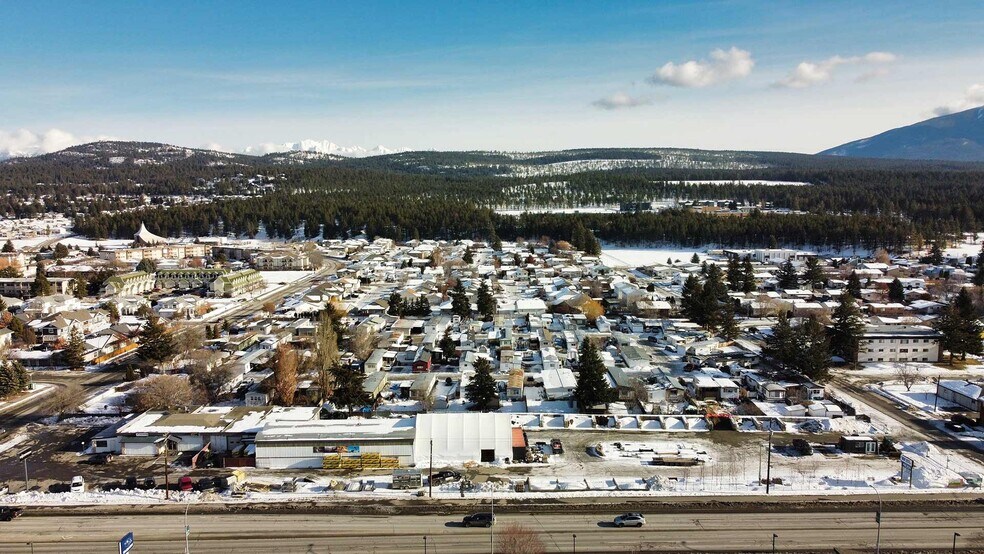 More Photos Of 2025 N 10th St, Cranbrook Manufactured Housing Mobile Home Park For Sale