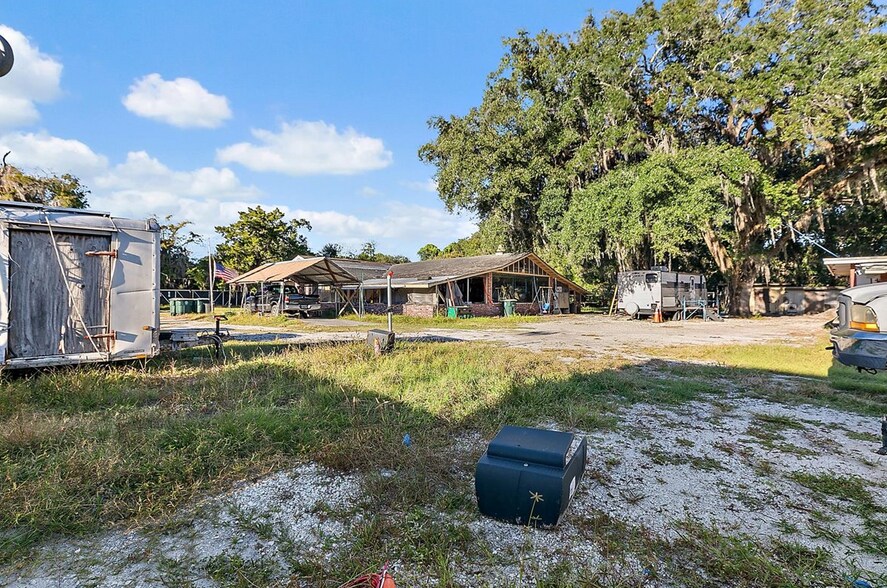 More Photos Of 5070 Elinor Rd, Jacksonville Office For Sale