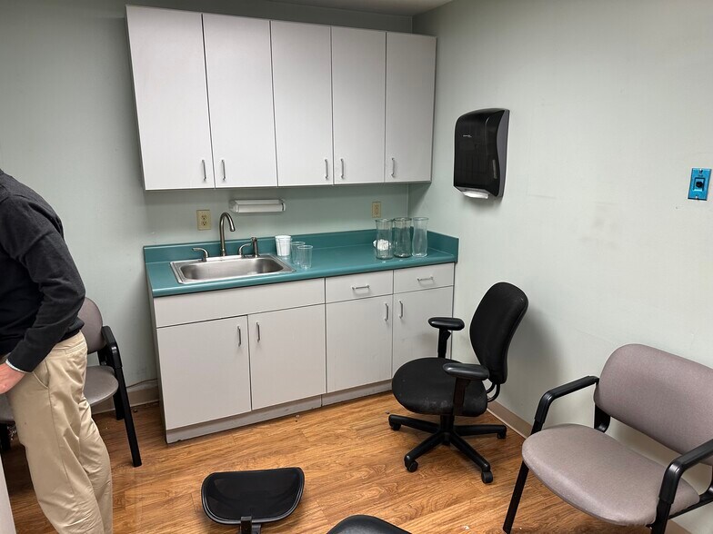 More Photos Of 1501 Shorter Ave SW, Rome Office For Lease
