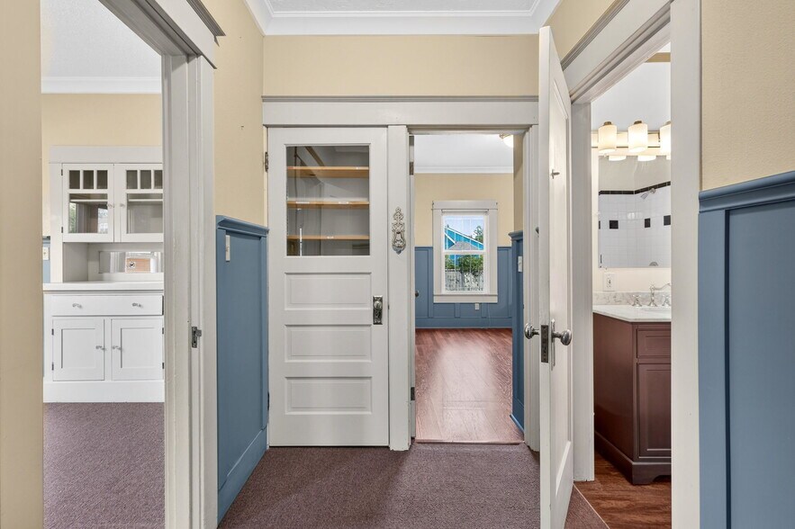 More Photos Of 8606 SE 17th Ave, Portland Office For Lease