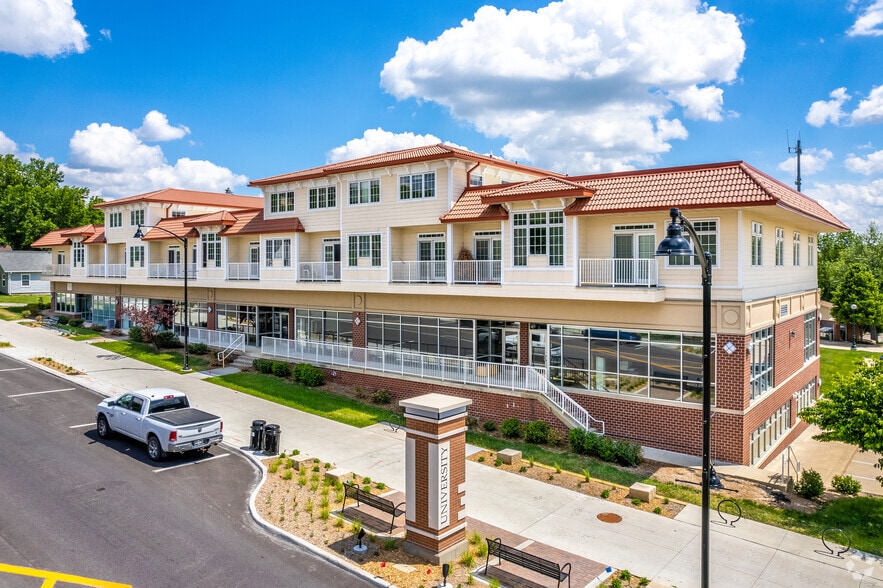 Primary Photo Of 6500 University Ave, Windsor Heights Apartments For Lease