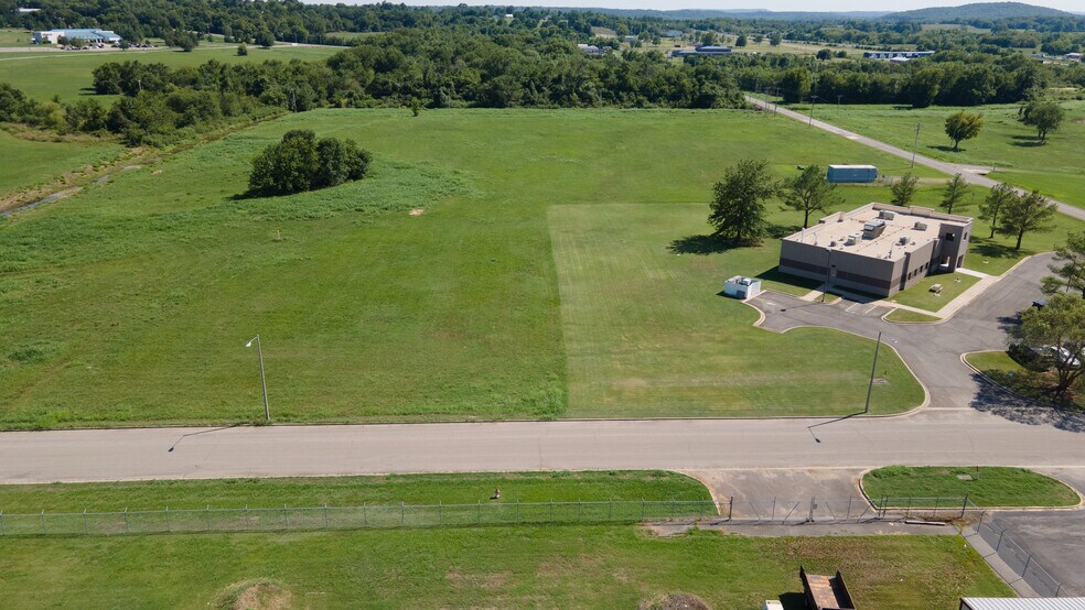 111 Main Pky, Tahlequah, OK 74464 Land For Sale