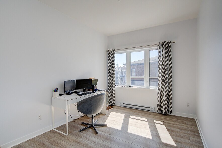 More Photos Of 108 Rue Bruno-Dion, Blainville Apartments For Sale