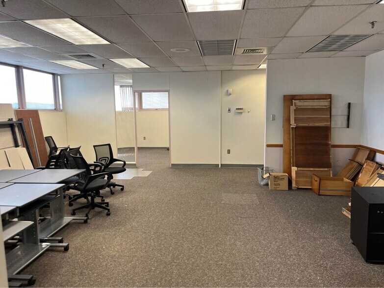 More Photos Of 446-450 Union Blvd, Allentown Medical For Lease