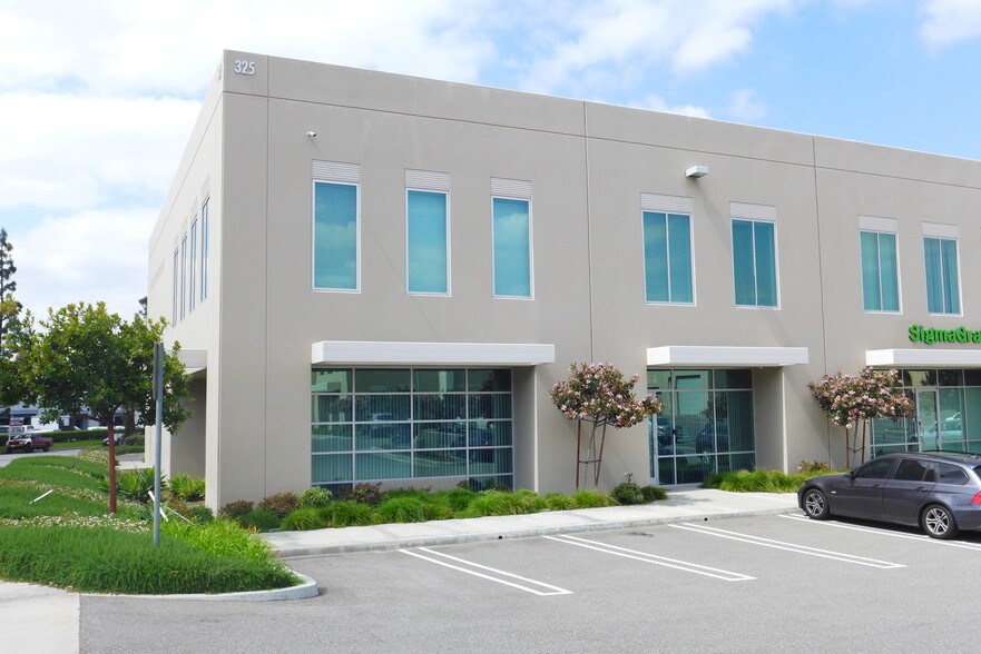 More Photos Of 325 N Puente St, Brea Light Manufacturing For Lease