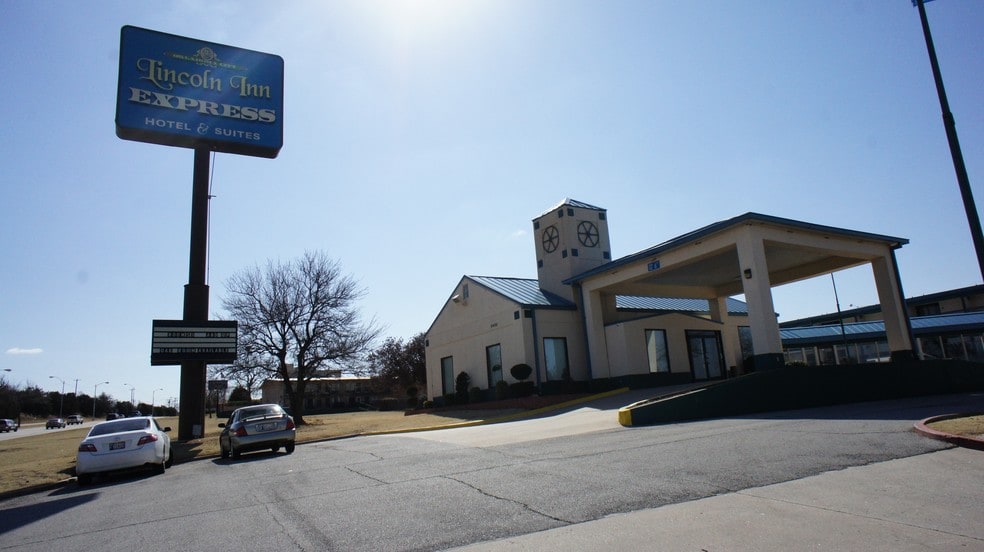 More Photos Of 5405 N Lincoln Blvd, Oklahoma City Hotel For Sale