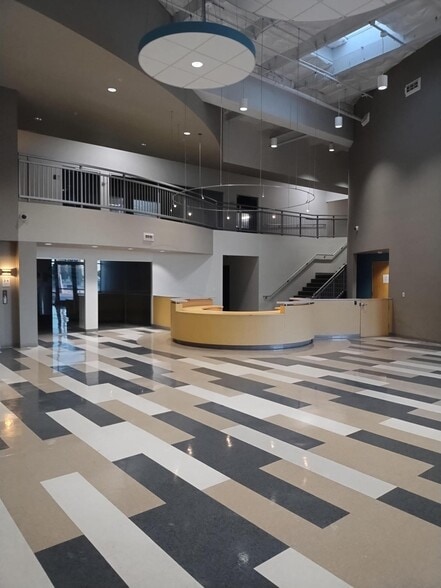 More Photos Of 2031 Optisolar Ln, Mcclellan Warehouse For Lease