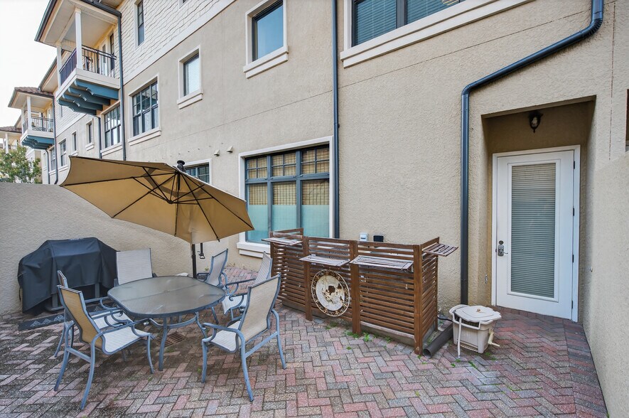 More Photos Of 524-590 Market St, Saint Augustine Apartments For Sale