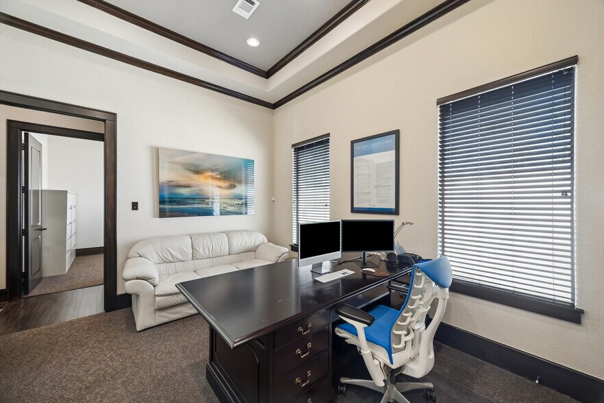 More Photos Of 12807 Haynes Rd, Houston Office For Sale