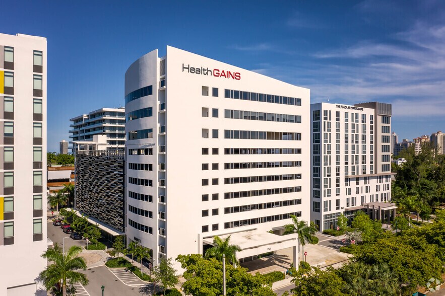 More Photos Of 2920 NE 207th St, Aventura Office Residential For Lease