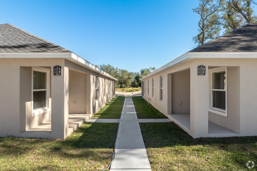 Primary Photo Of 1112 Gay Rd, Lakeland Apartments For Sale