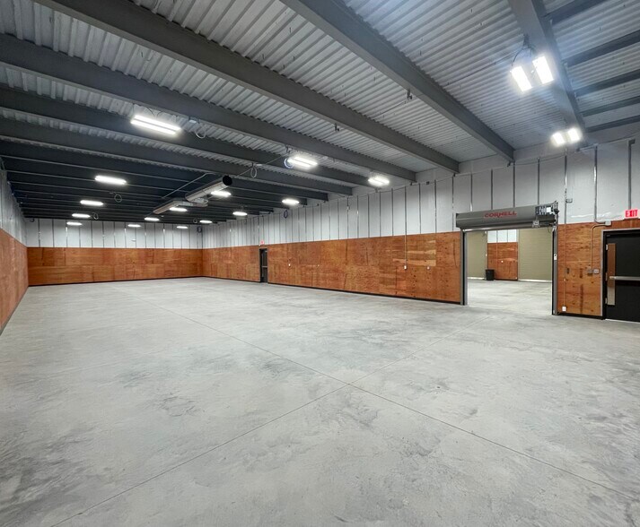 More Photos Of 3316 Hollenberg Dr, Bridgeton Warehouse For Sale