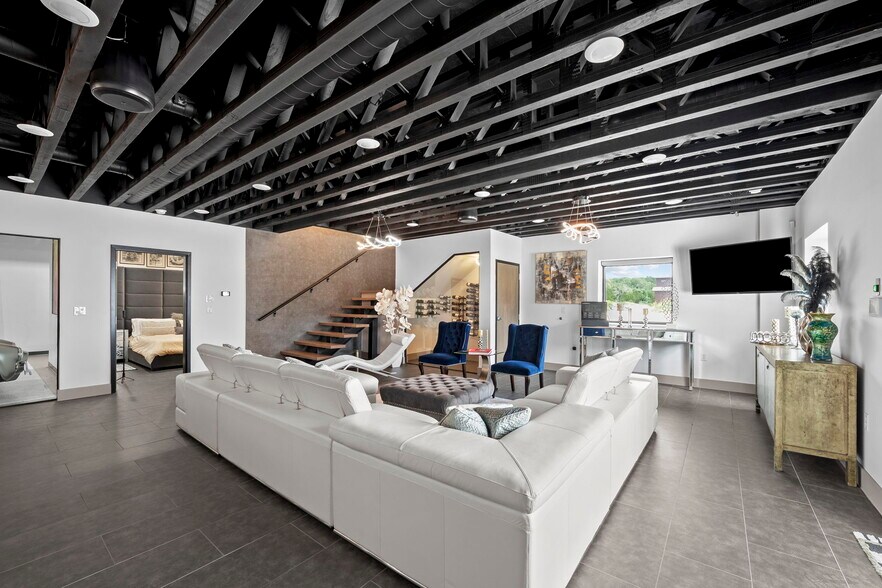 More Photos Of 39 Truss Dr, Boerne Flex For Sale