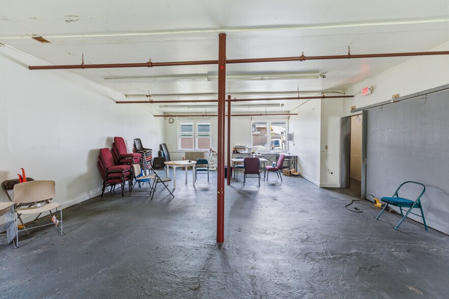 More Photos Of 36 Carpenter Street St, Keene Office For Sale