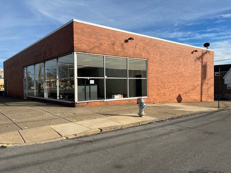 More Photos Of 6930 Walnut St, Upper Darby Freestanding For Lease