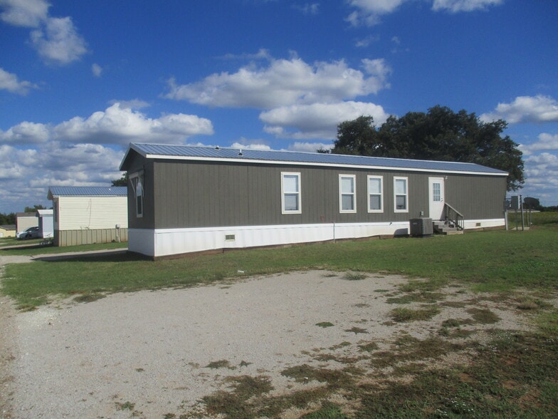 More Photos Of 16504 Gaddy Rd, Shawnee Manufactured Housing Mobile Home Park For Sale