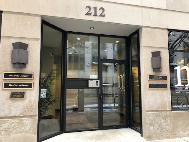 More Photos Of 212 W Kinzie St, Chicago Loft Creative Space For Lease