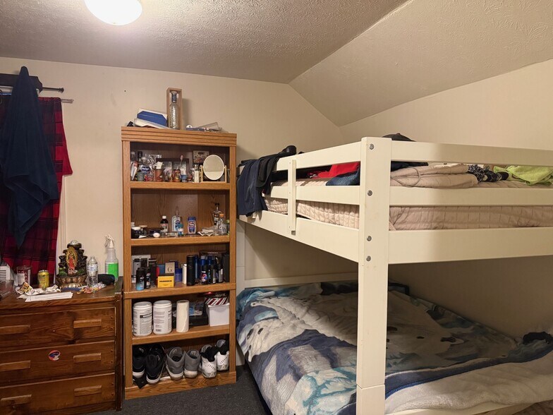 More Photos Of 2616-2626 Lindsay ave, Louisville Multifamily For Sale