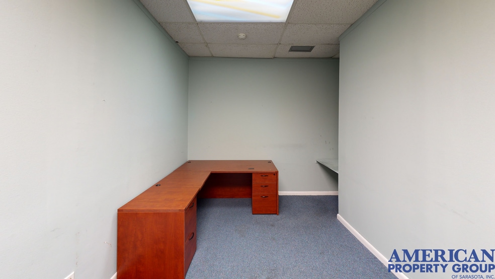 More Photos Of 7222 S Tamiami Trl, Sarasota General Retail For Lease
