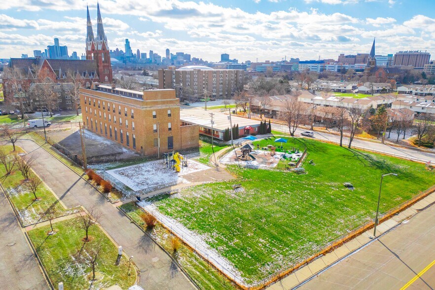 More Photos Of 1460 E Forest Ave, Detroit Specialty For Sale