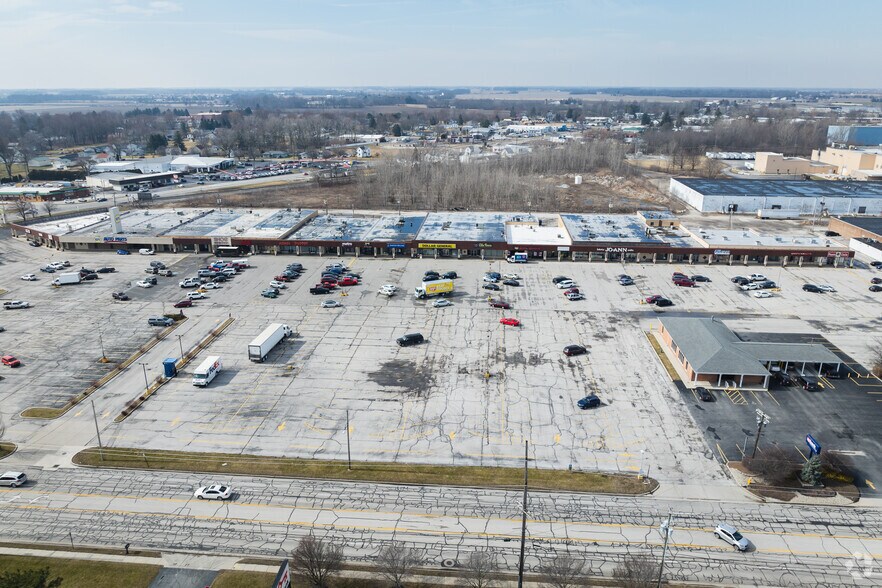 More Photos Of 1044-1306 Oak Harbor Rd, Fremont General Retail For Lease