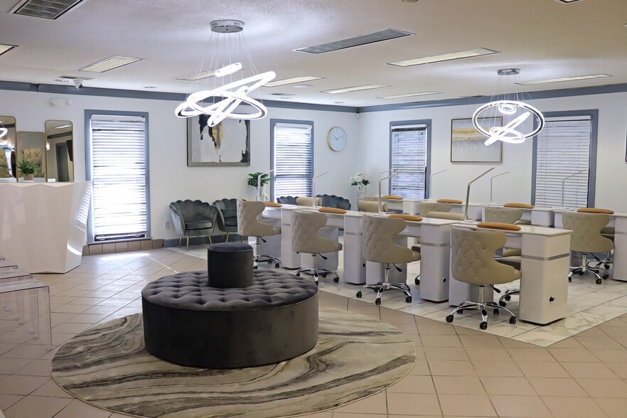 More Photos Of 1440 E Shelby Dr, Memphis Medical For Lease
