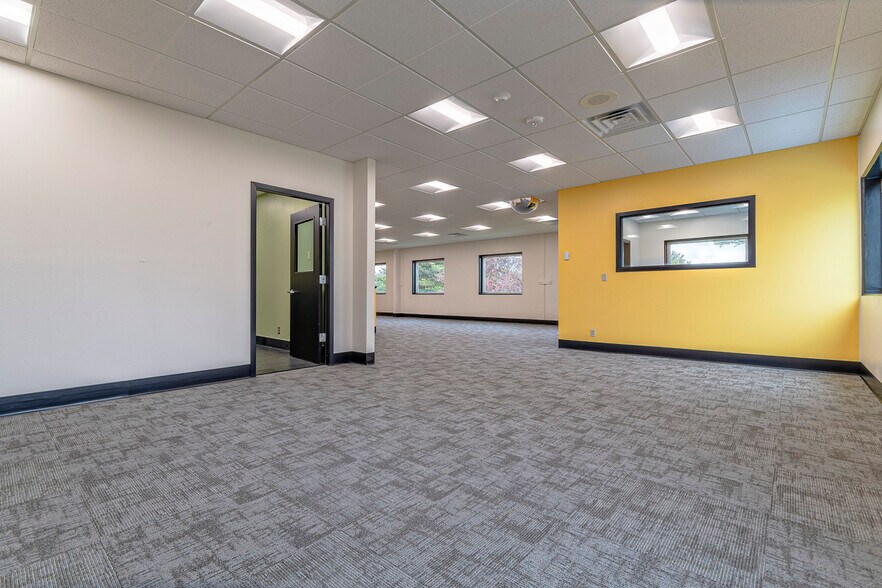 More Photos Of 1415 Pacific Dr, Burlington Light Distribution For Sale