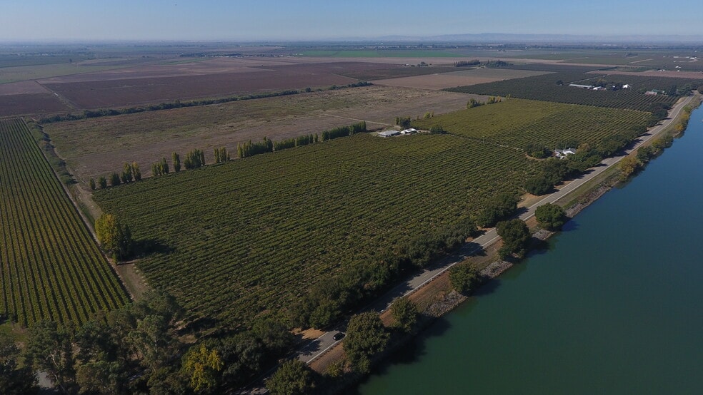 More Photos Of 13516 State Highway 160, Walnut Grove Land For Sale