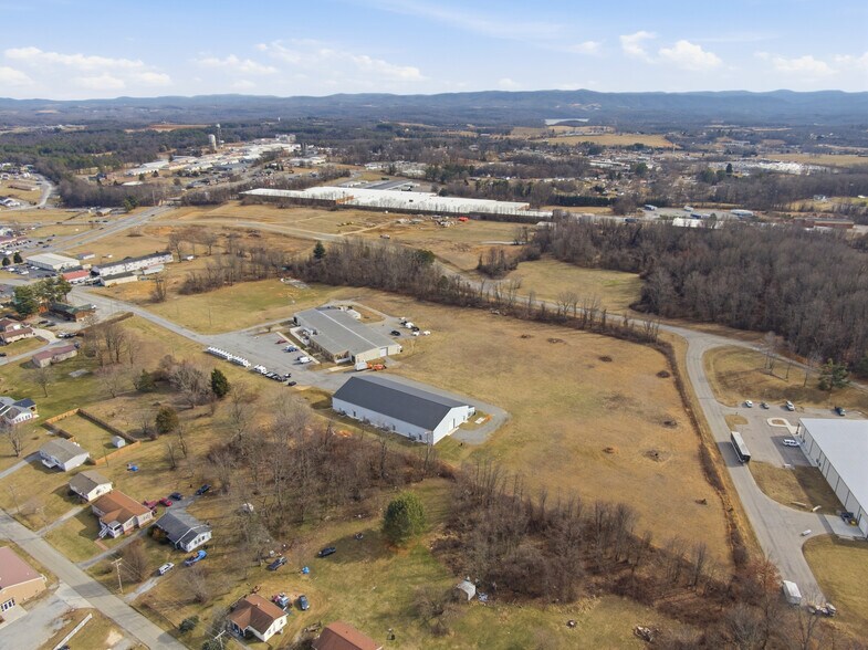 More Photos Of 5192 Dominion Dr, Dublin Warehouse For Sale