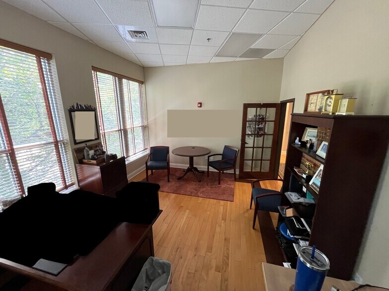 More Photos Of 1514 S Church St, Charlotte Loft Creative Space For Lease