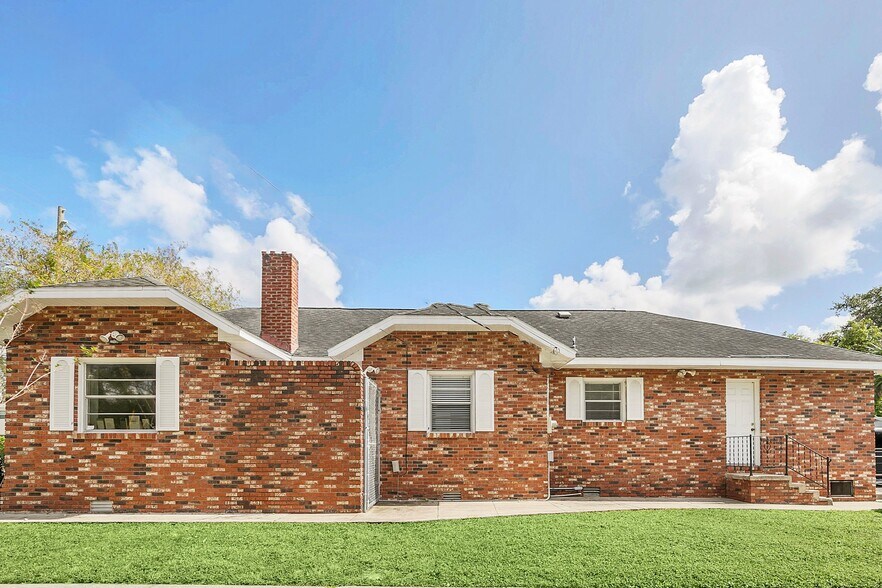 More Photos Of 1400 E Robinson St, Orlando Medical For Sale