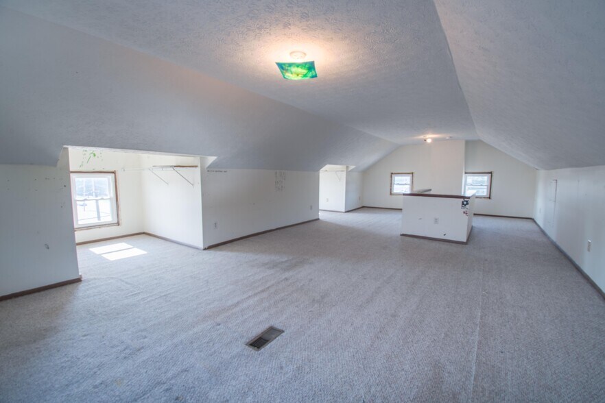 More Photos Of 8419 Cleveland Ave NW, North Canton Office Residential For Sale