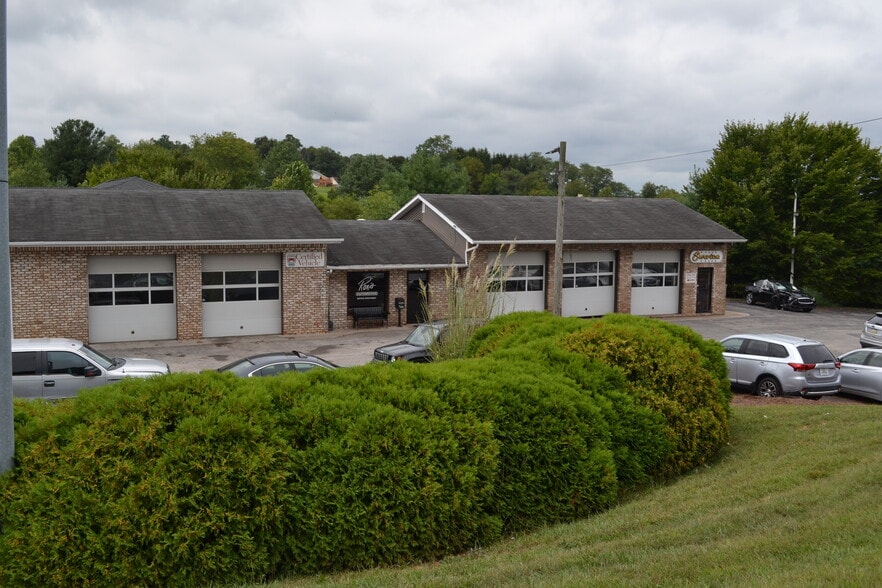 More Photos Of 4028 Hanover Pike, Manchester Auto Repair For Sale